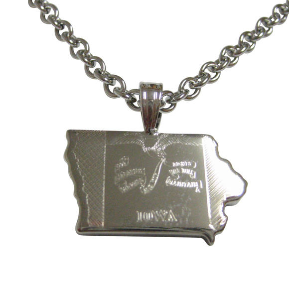 Iowa State Map Shape and Flag Design Necklace - Picture 1 of 3